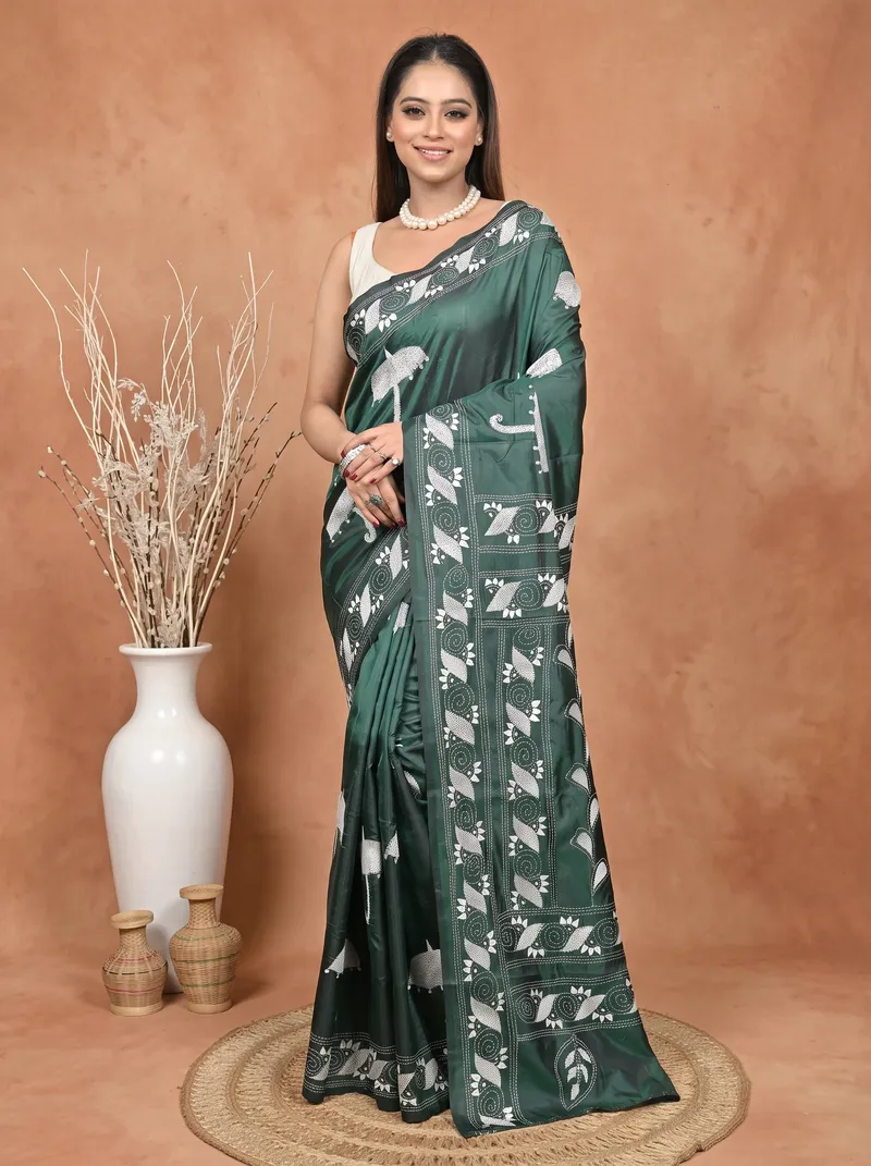DipDiya Balgalor Art Silk  Artisan Crafted Dark Green Traditional Bengali Bolpur Kantha Stitch Saree