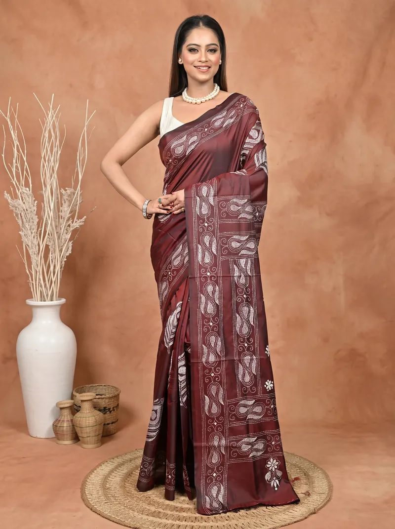 DipDiya Balgalor Art Silk  Artisan Crafted Maroon Traditional Bengali Bolpur Kantha Stitch Saree