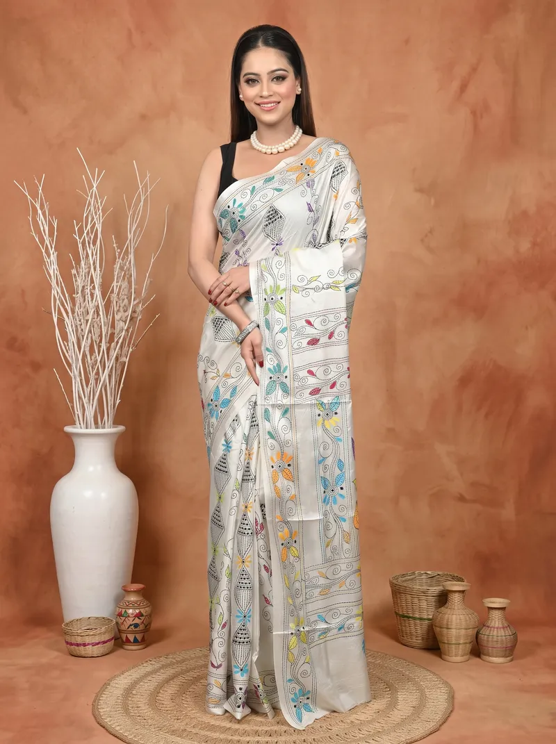 DipDiya Balgalor Art Silk  Artisan Crafted White Traditional Bengali Bolpur Kantha Stitch Saree
