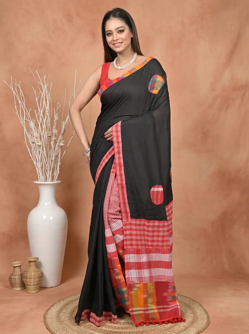 DipDiya Blended Cotton  Artisan Crafted Black Red Traditional Bengali Aplika Mix Applique Saree