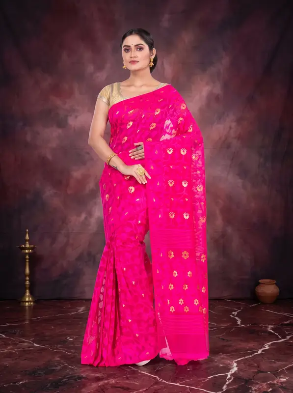 DipDiya Blended Cotton Pink Kanak Jmdni Essence of Bengal Jamdani Sarees