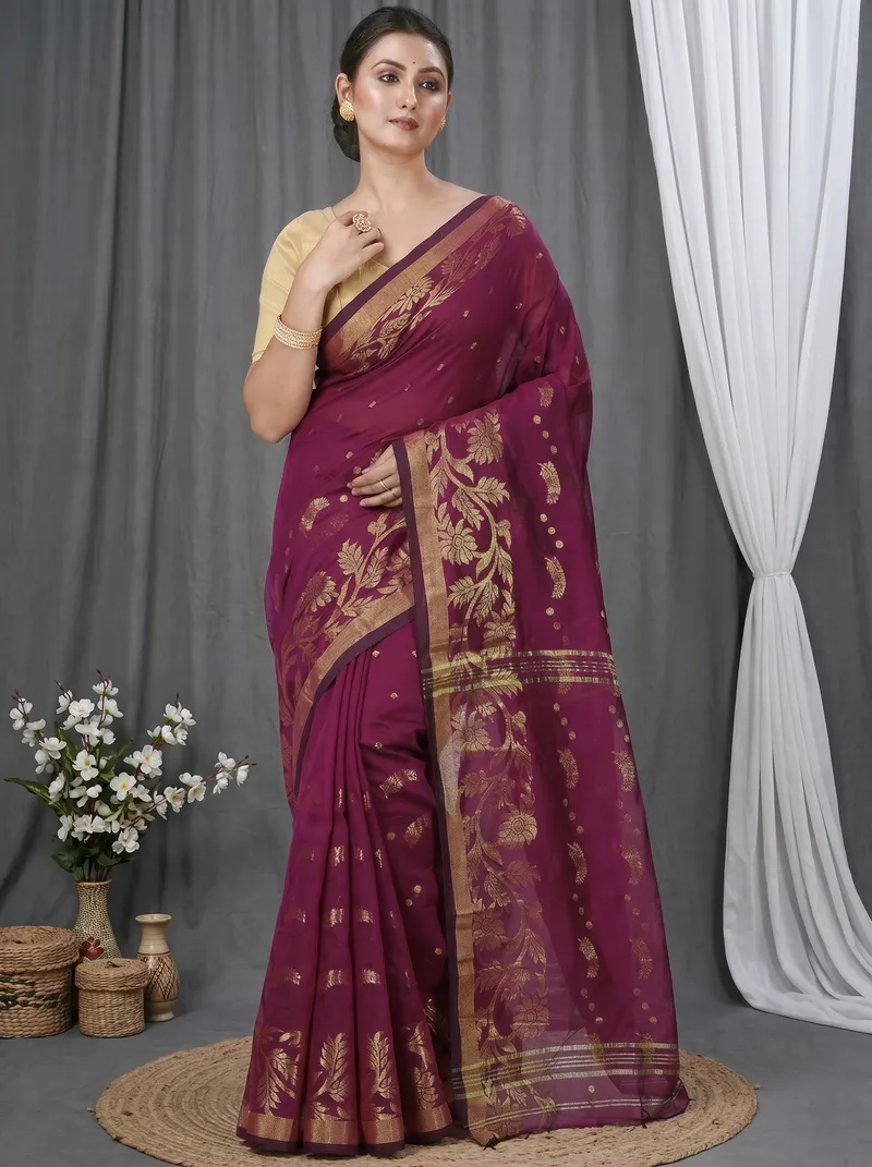 DipDiya Blended Cotton  Traditional Bengali Maroon Artisan Crafted Turik Handloom Saree