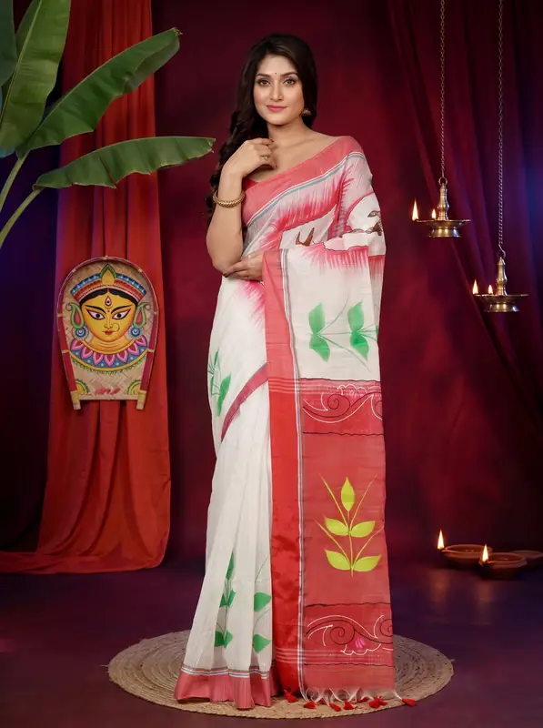 DipDiya Blended Cotton White Red Albela The Bengali Classic Hand Painted Sarees