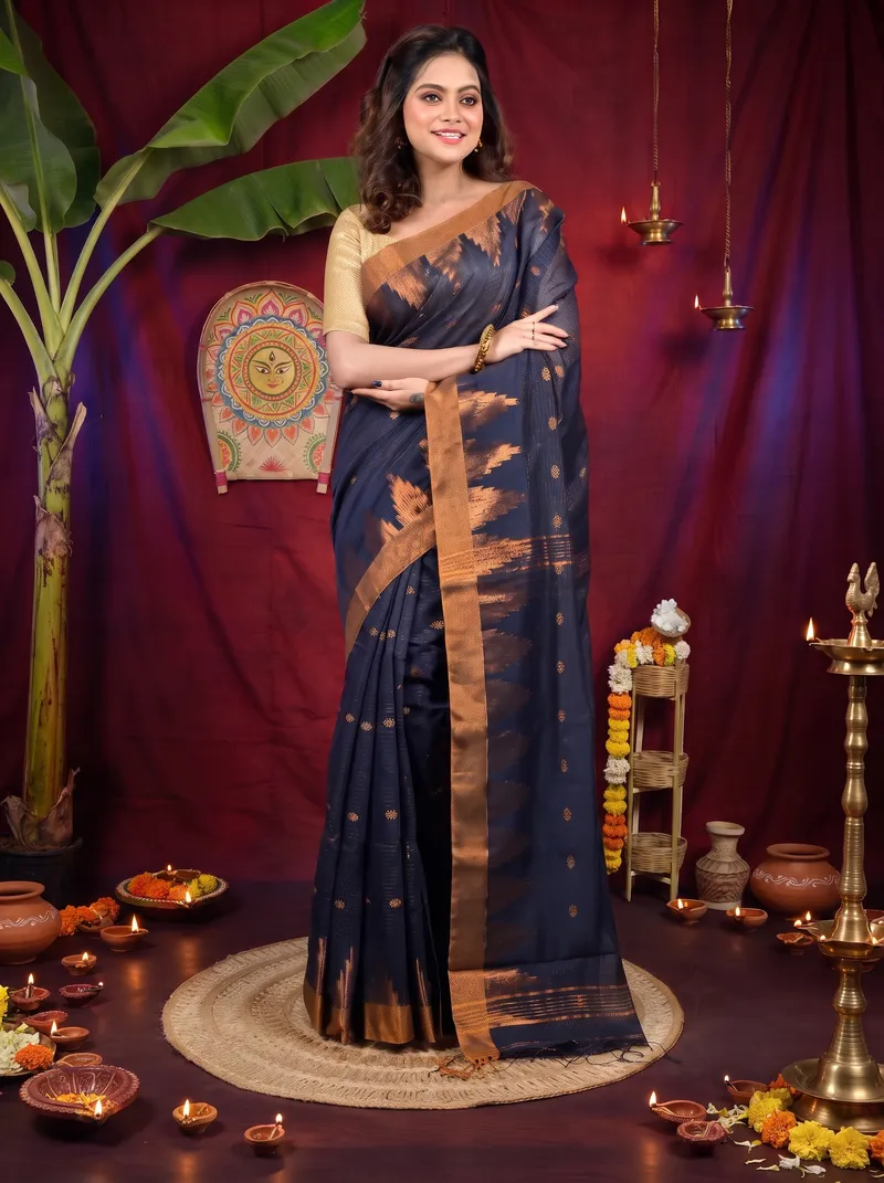 DipDiya Cotton Blend Naby Blue Daypi Woven by Hand Handloom Sarees