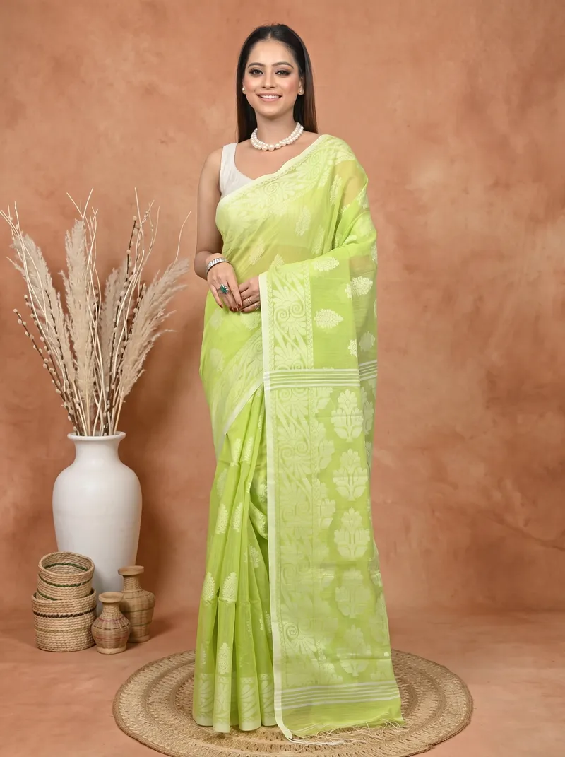 DipDiya Cotton Blend  Traditional Bengali Green Artisan Crafted Parbit Handloom Saree