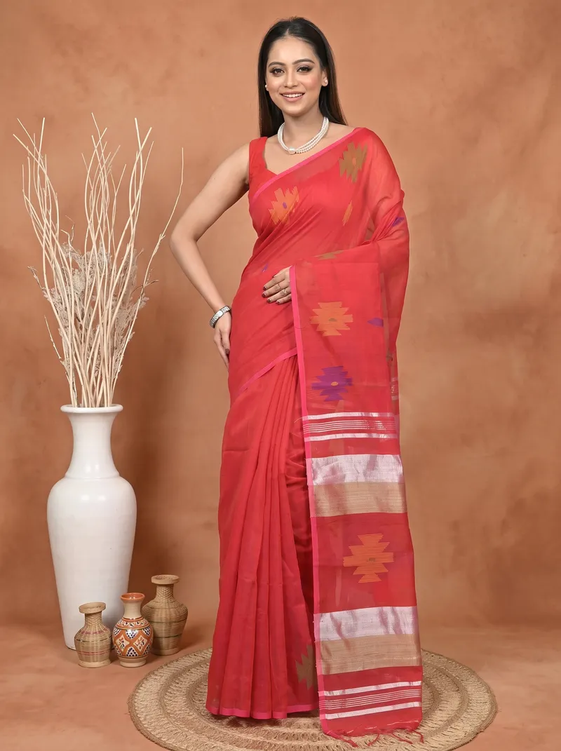 DipDiya Cotton Blend  Traditional Bengali Red Artisan Crafted Soulik Handloom Saree