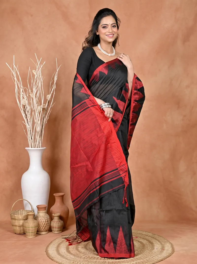 DipDiya Cotton Blended Black Pariva Bengali Heritage Handloom Sarees
