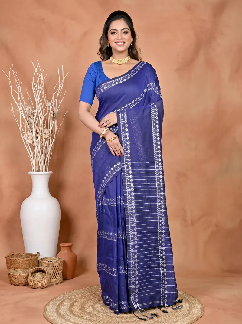 DipDiya Cotton Blended Blue Pareta Elegance in Every Weave Handloom Sarees