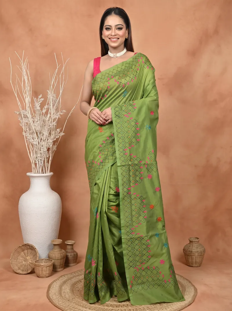 DipDiya Cotton Blended  Traditional Bengali Green Artisan Crafted Soumika Kantha Stitch Saree