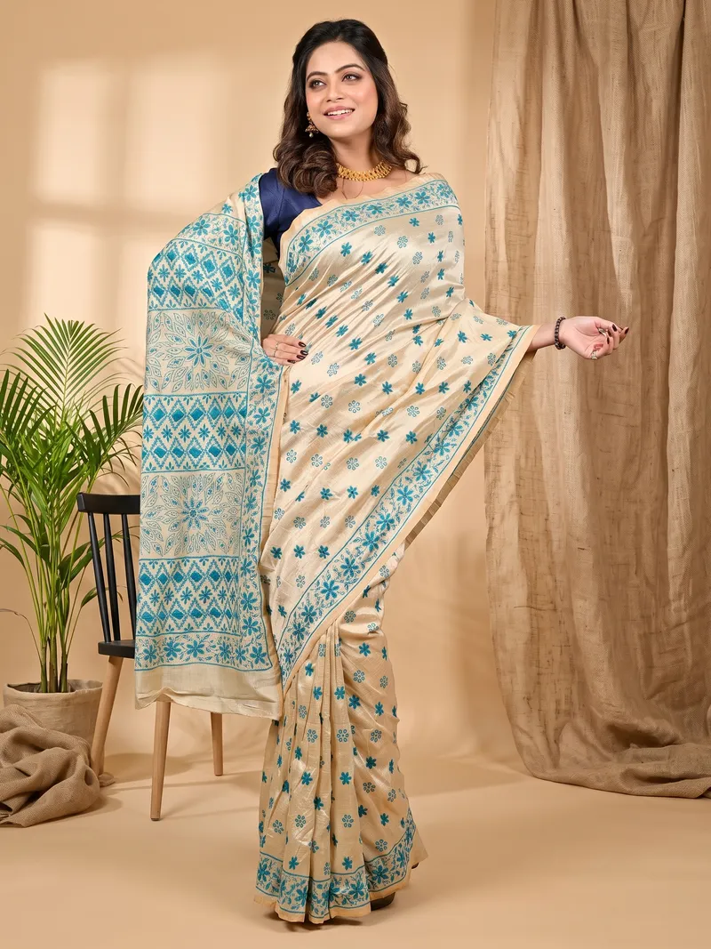 DipDiya Cotton Off White Green Varitikath Wrapped in Heritage Kantha Stitch Sarees