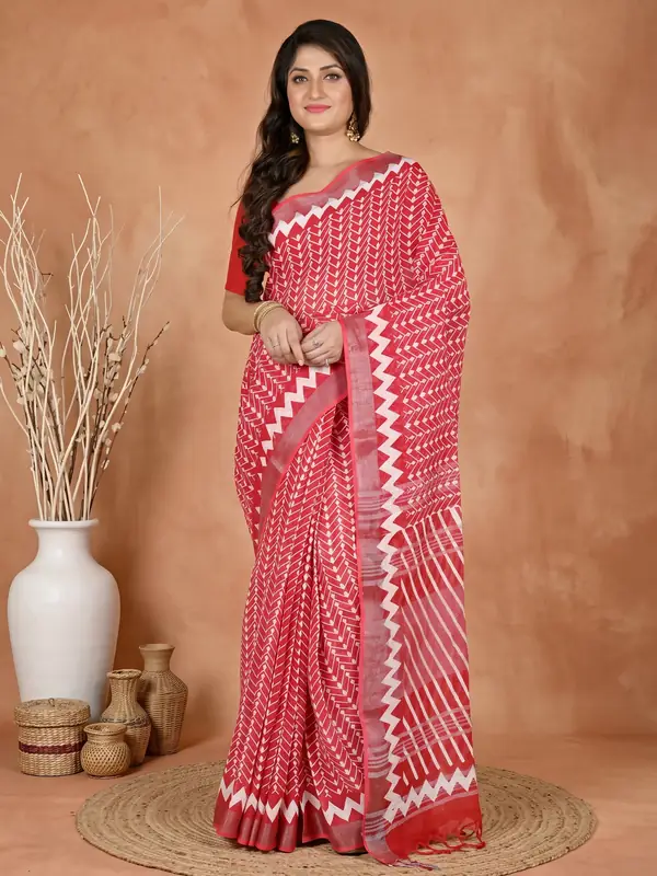 DipDiya Cotton Red Sebai Bengal’s Tradition Batik Print Sarees