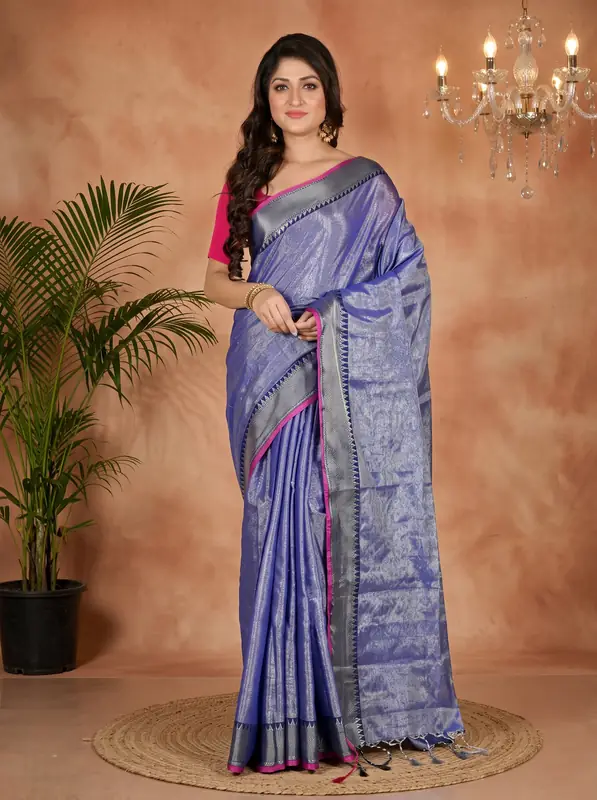 DipDiya Cotton Silk Pale Purple Tisuka Par Woven by Hand Handloom Sarees