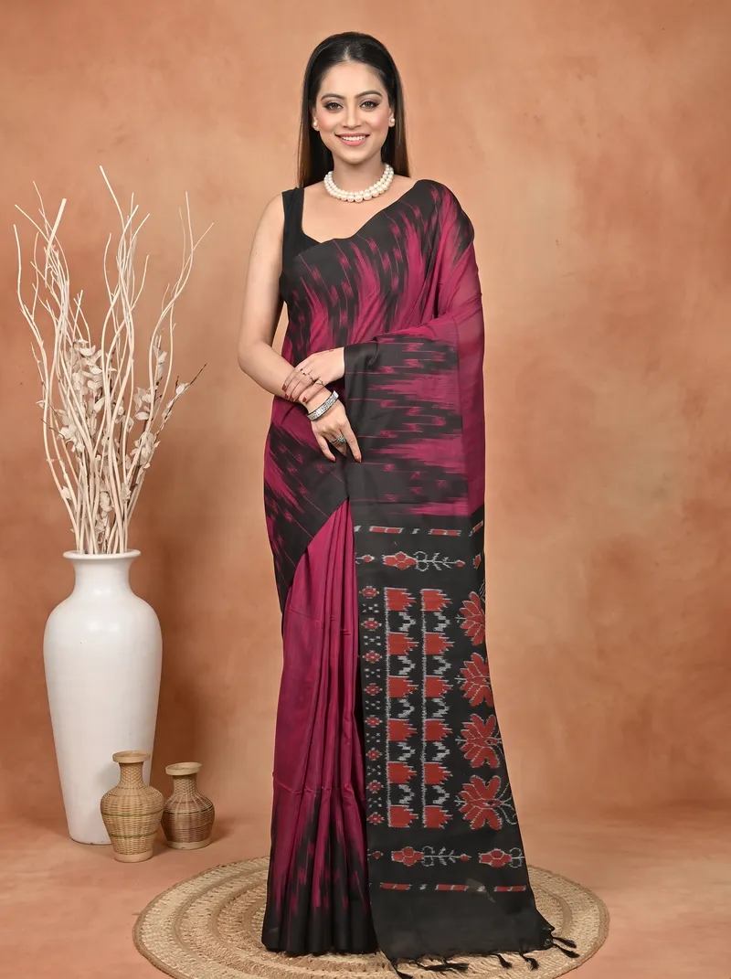 DipDiya Cotton  Traditional Bengali Maroon Black Artisan Crafted Soupur Kotki Saree