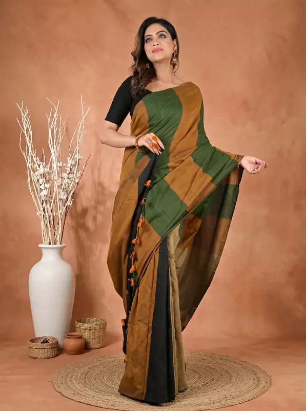 DipDiya Pure Cotton Brown Green Nator Masterfully Woven Handloom Sarees