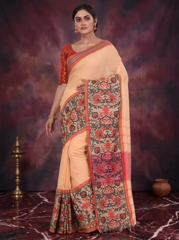 DipDiya Pure Cotton Cream Begompuri Hand Effortless Tradition Handloom Sarees