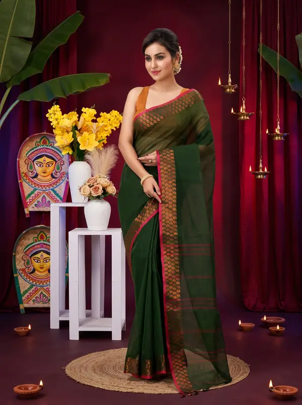 DipDiya Pure Cotton Dark Green Lilan Masterfully Woven Tant Sarees