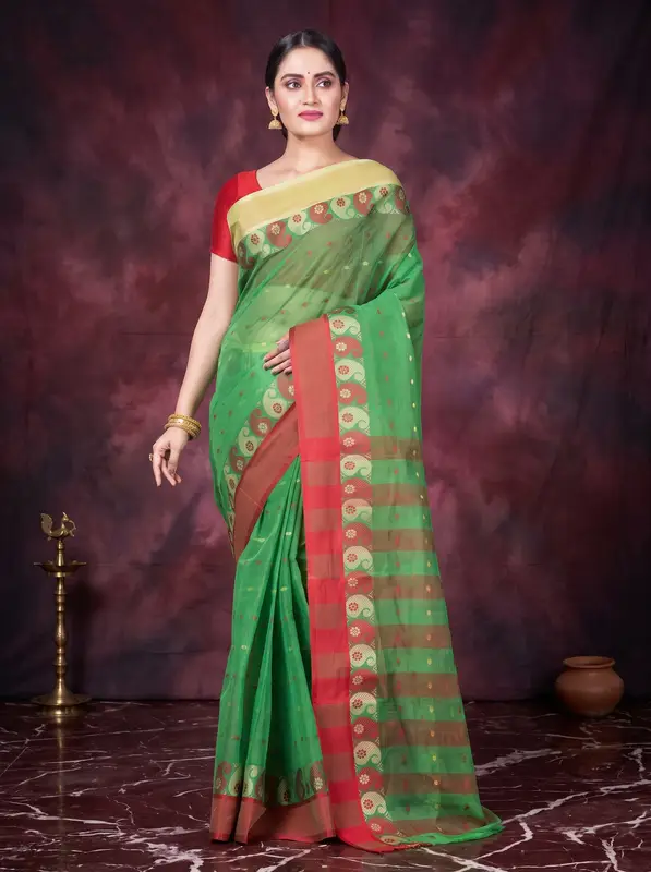 DipDiya Pure Cotton Green Amkolka Par Effortless Tradition Tant Sarees