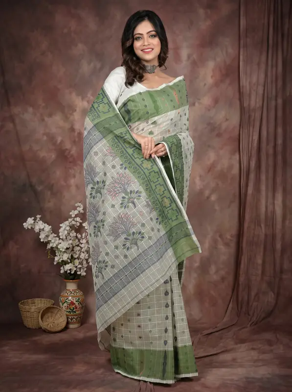 DipDiya Pure Cotton Green Ginni A Legacy Woven Jamdani Sarees