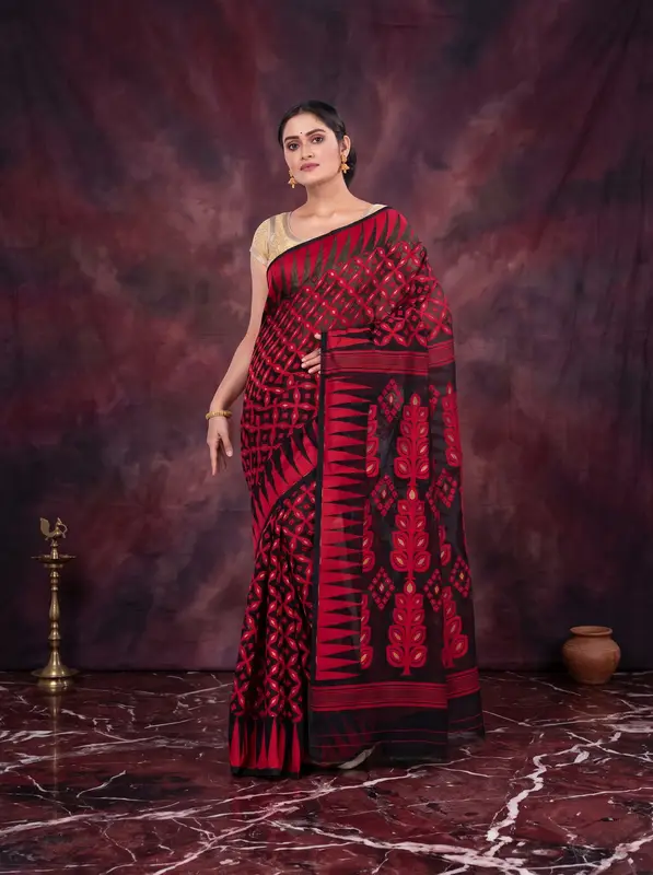 DipDiya Pure Cotton Marun Minakari Jmdni Traditional Elegance Jamdani Sarees