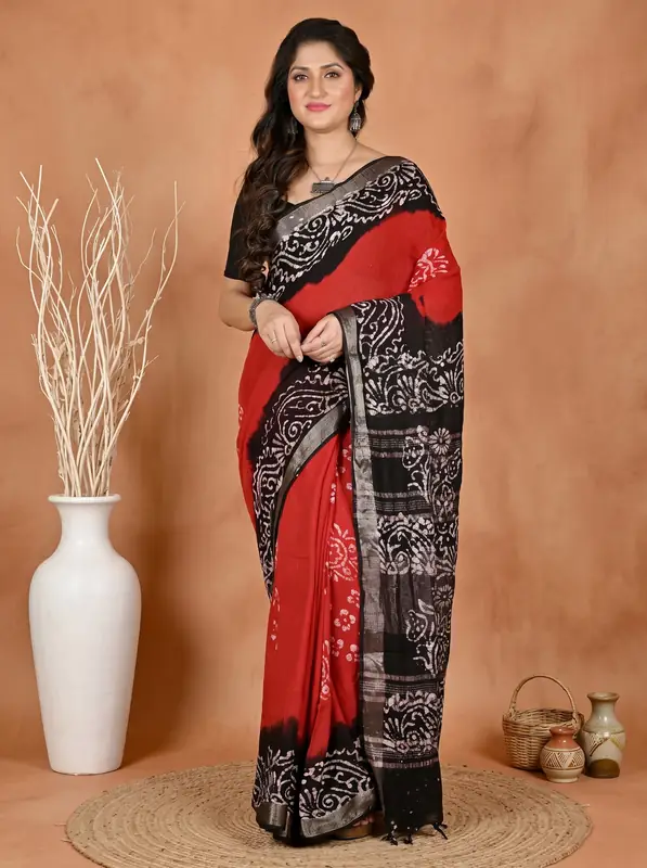 DipDiya Pure Cotton Red Black Batikato Elegant by Tradition Batik Print Sarees