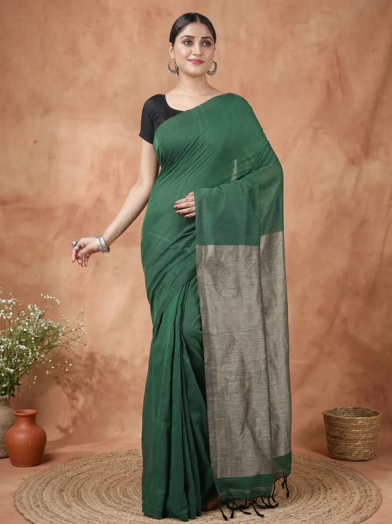 DipDiya Pure Cotton  Traditional Bengali Green Artisan Crafted Kesh Than Handloom Saree