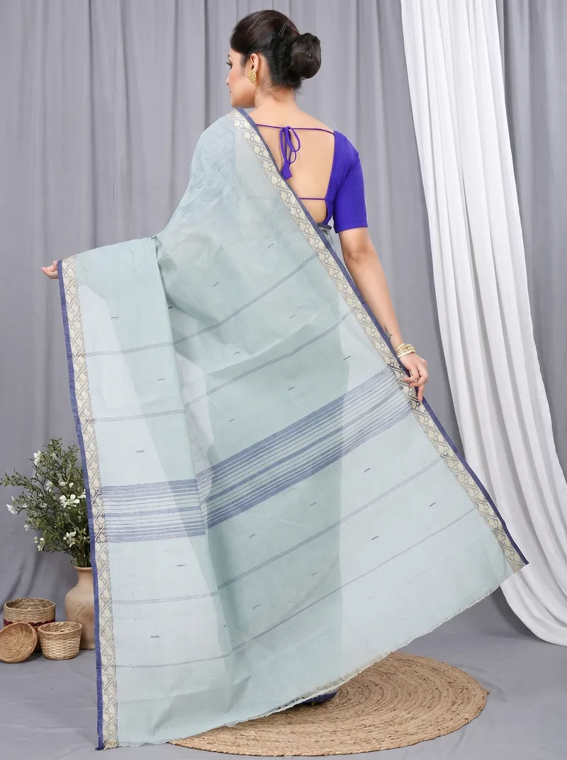 DipDiya Pure Cotton  Traditional Bengali Light Grey Artisan Crafted Gaela Tant Saree