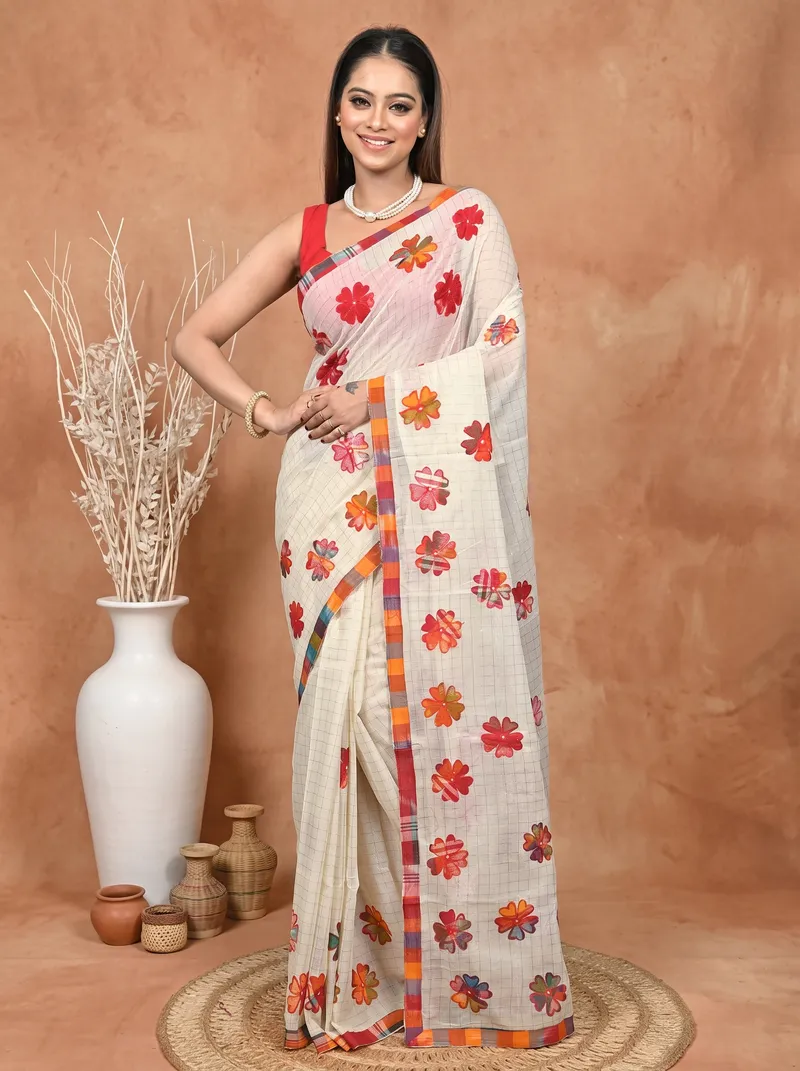 DipDiya Pure Cotton  Traditional Bengali Off White Red Artisan Crafted Kotaplik Kota Applique Saree