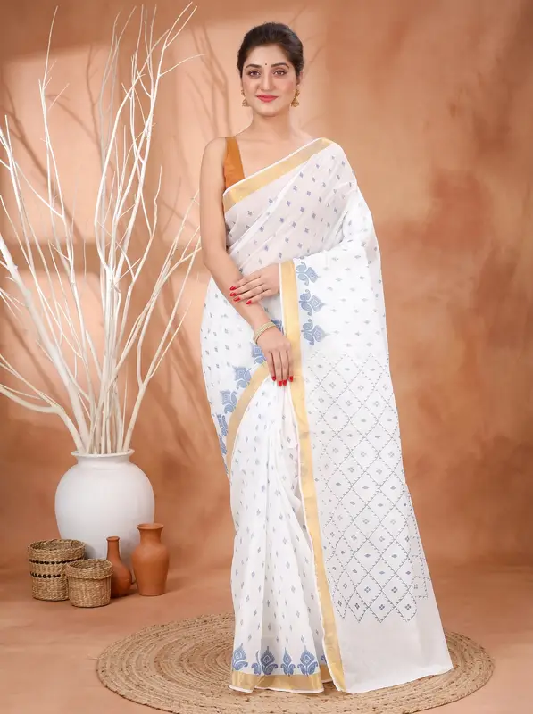 DipDiya Pure Cotton White Purpel Ekant Print Classic Grace Printed Tant Sarees