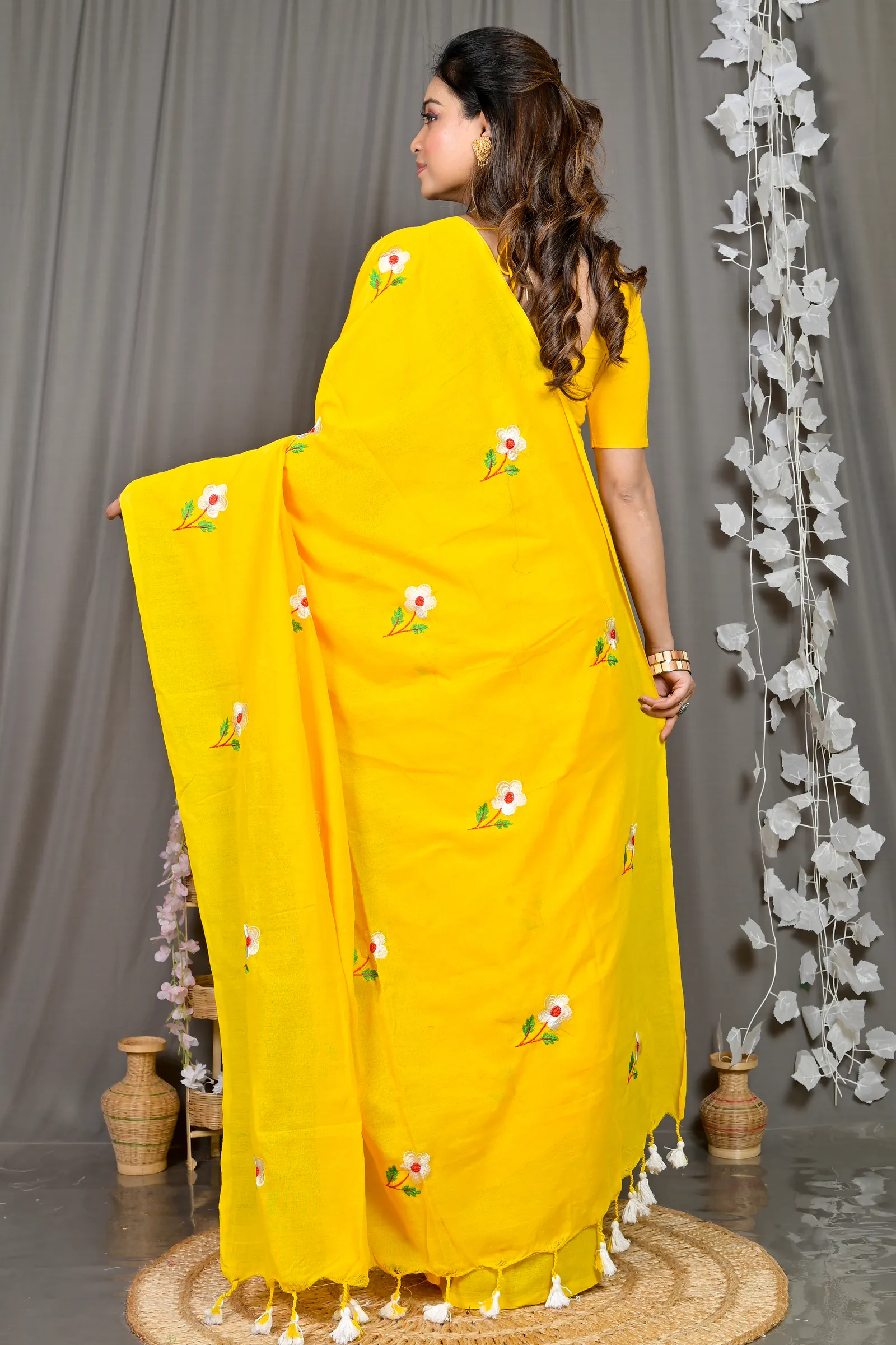 Yellow Pure Cotton Paray Embroidery Handloom saree