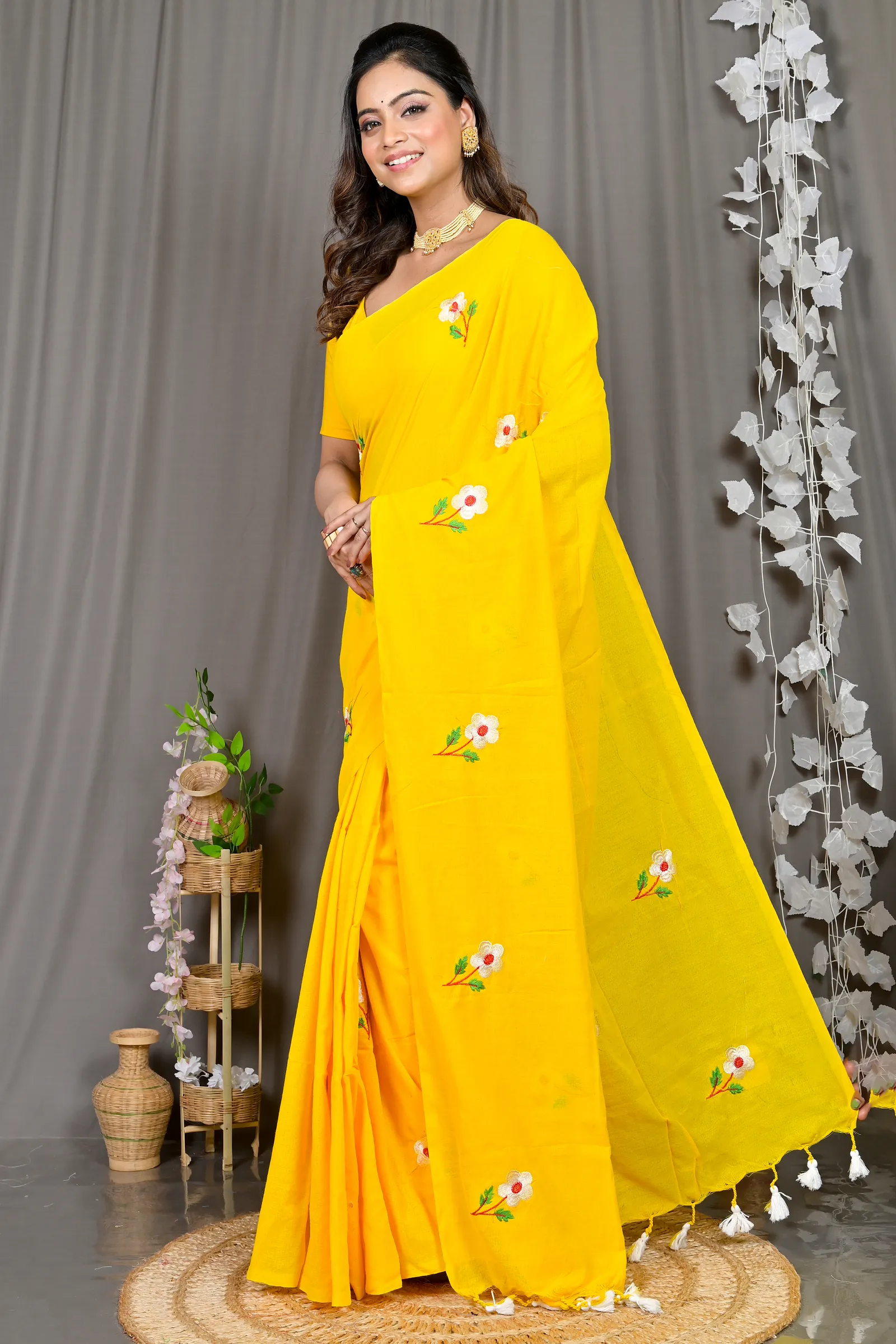Yellow Pure Cotton Paray Embroidery Handloom saree