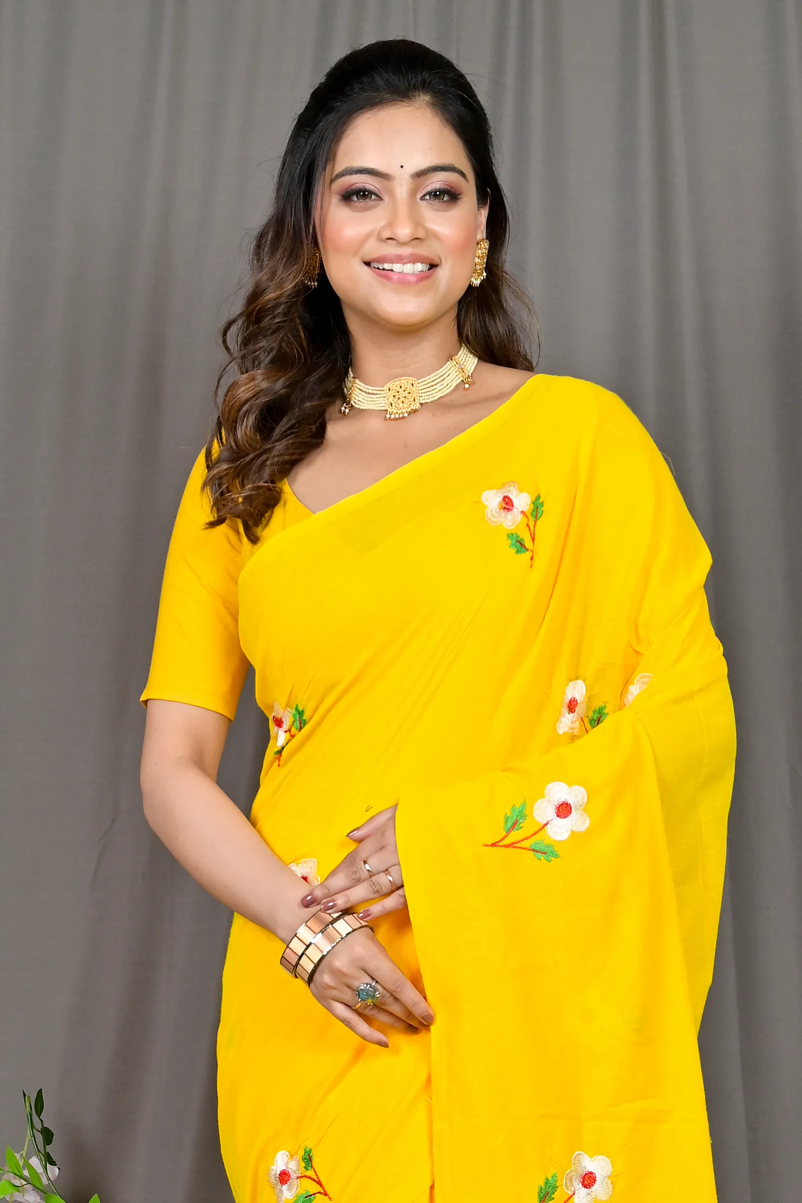 Yellow Pure Cotton Paray Embroidery Handloom saree