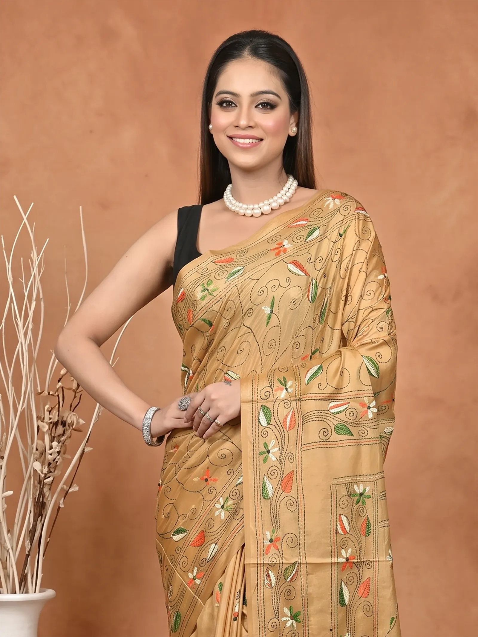 DipDiya Balgalor Art Silk  Artisan Crafted Brown Traditional Bengali Bolpur Kantha Stitch Saree