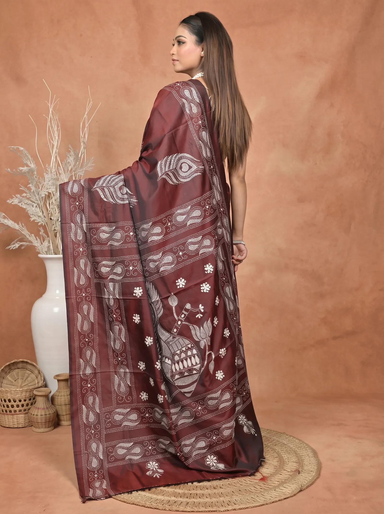 DipDiya Balgalor Art Silk  Artisan Crafted Maroon Traditional Bengali Bolpur Kantha Stitch Saree