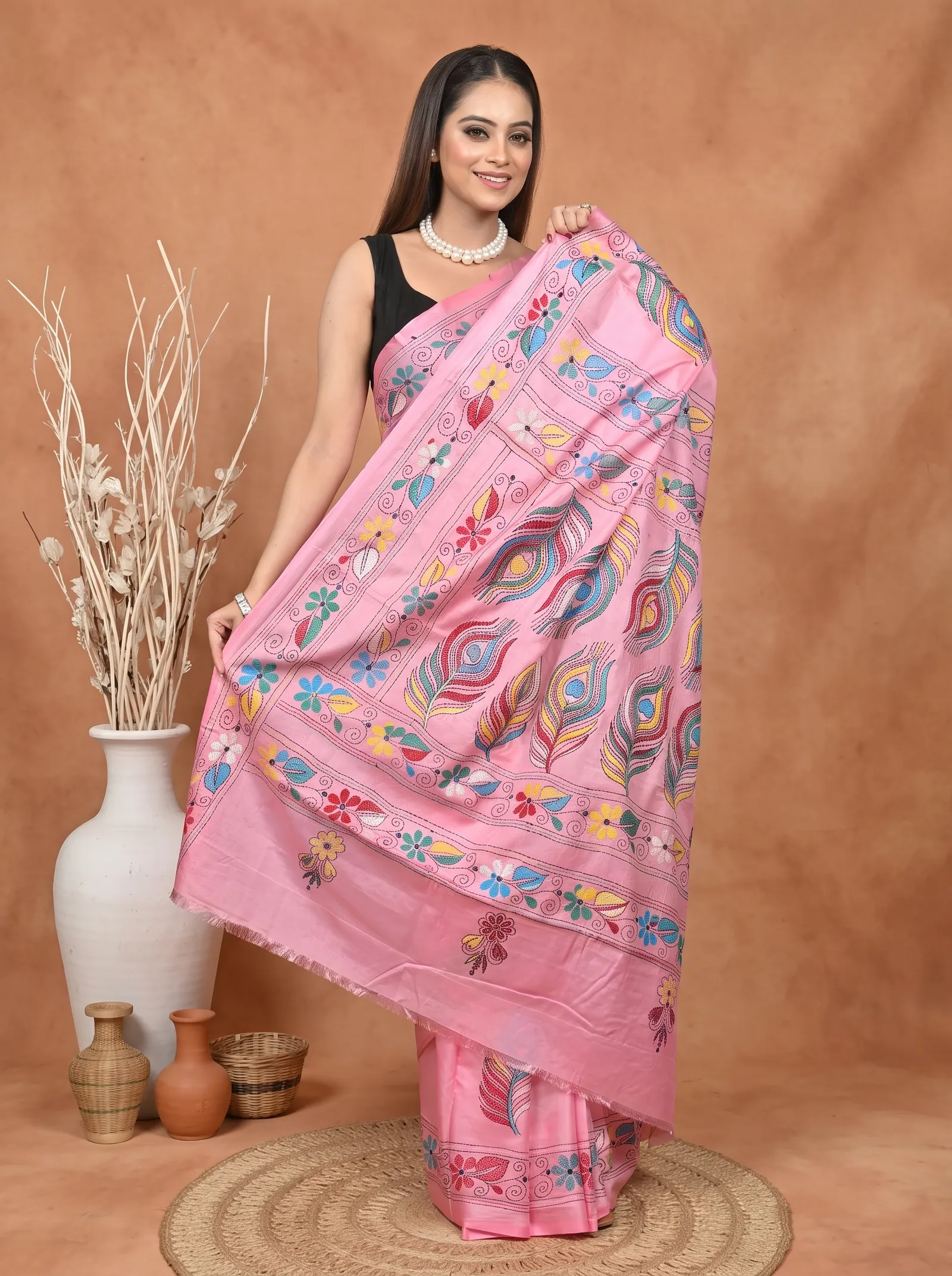 DipDiya Balgalor Art Silk  Artisan Crafted Pink Traditional Bengali Bolpur Kantha Stitch Saree
