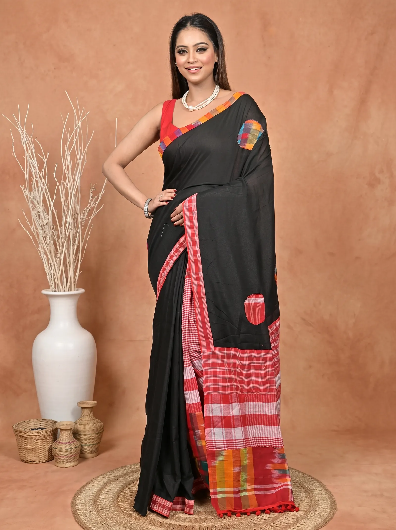 DipDiya Blended Cotton  Artisan Crafted Black Red Traditional Bengali Aplika Mix Applique Saree