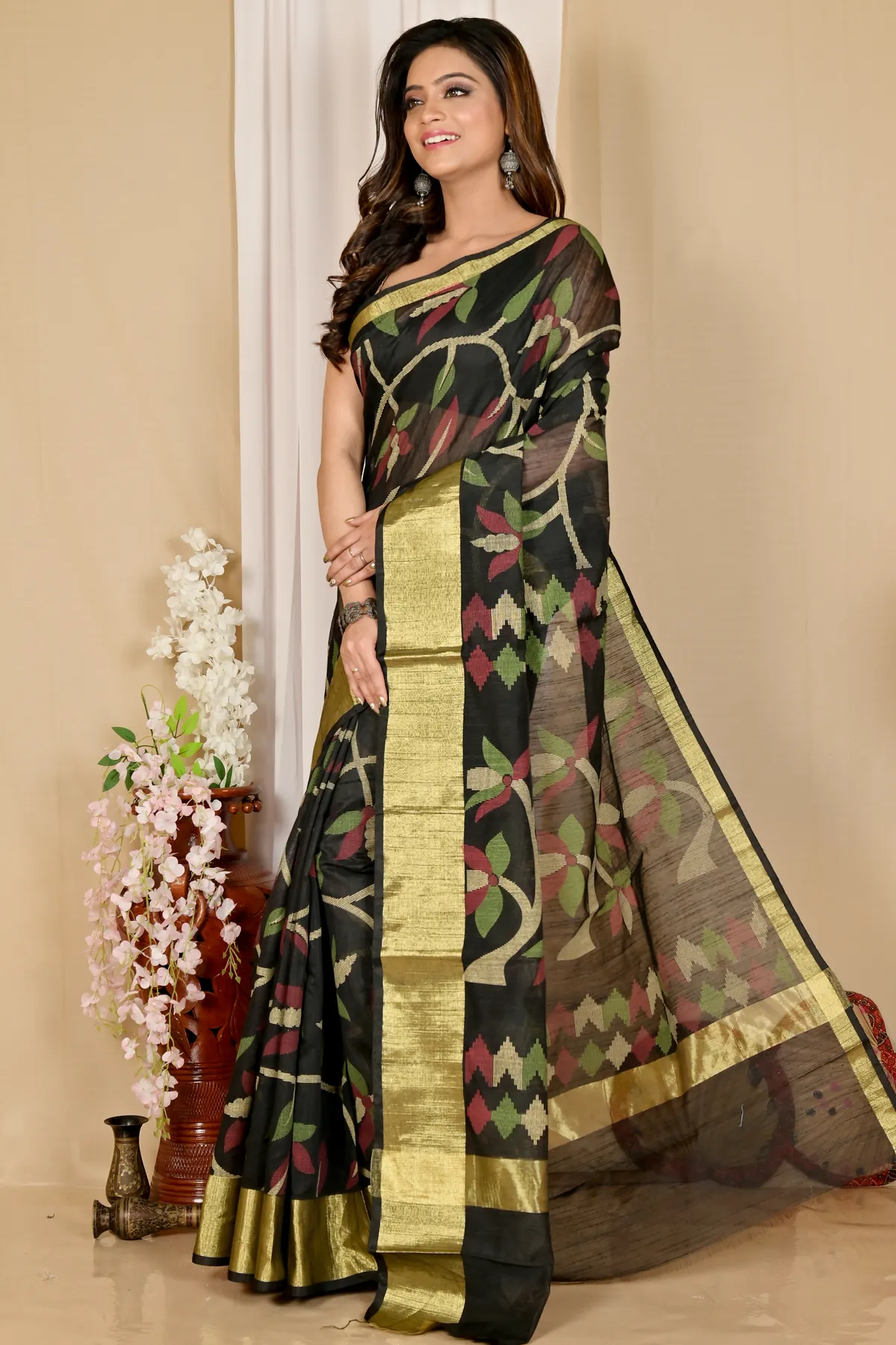 DipDiya Blended Cotton Black Narento The Bengali Classic Handloom Sarees