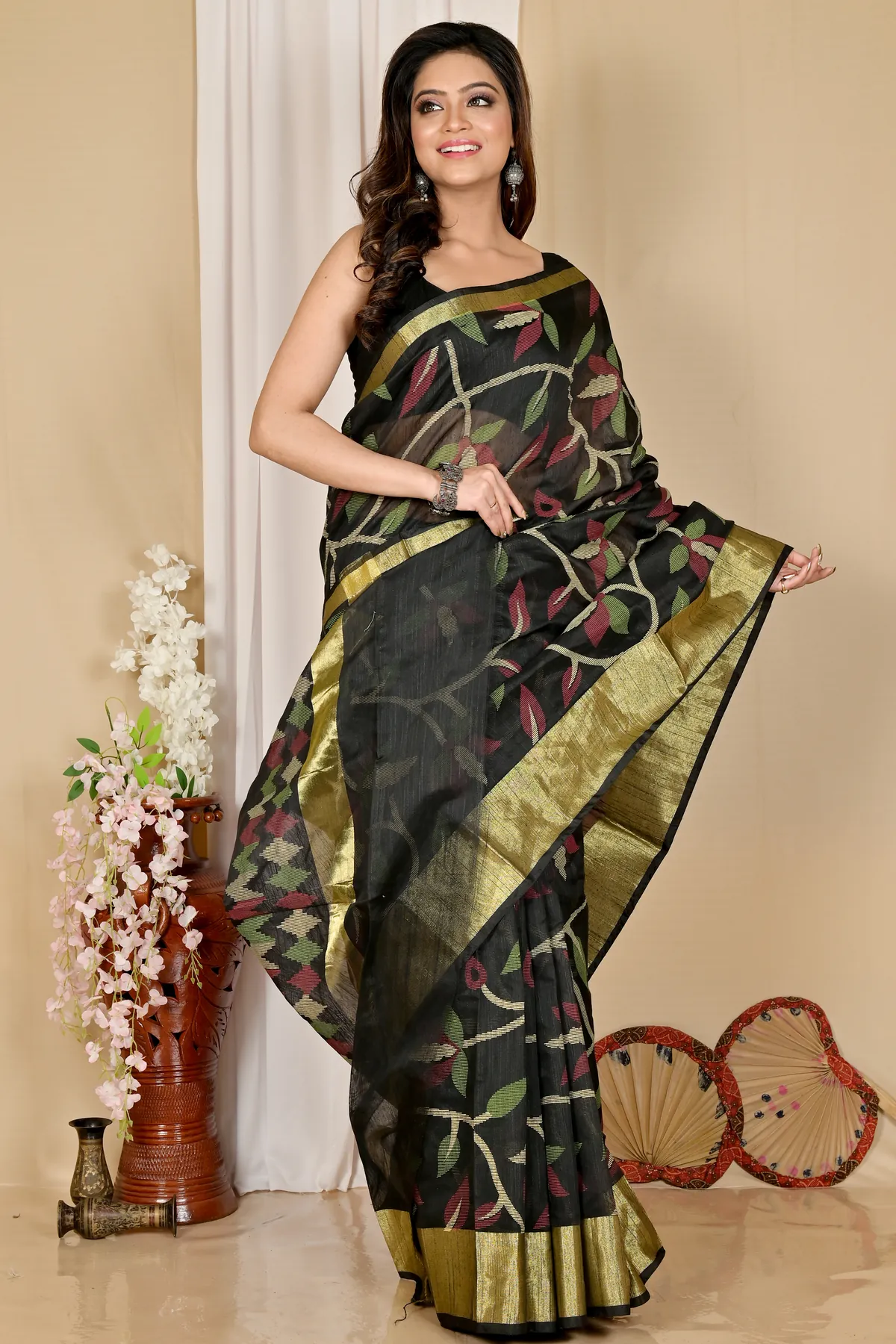 DipDiya Blended Cotton Black Narento The Bengali Classic Handloom Sarees