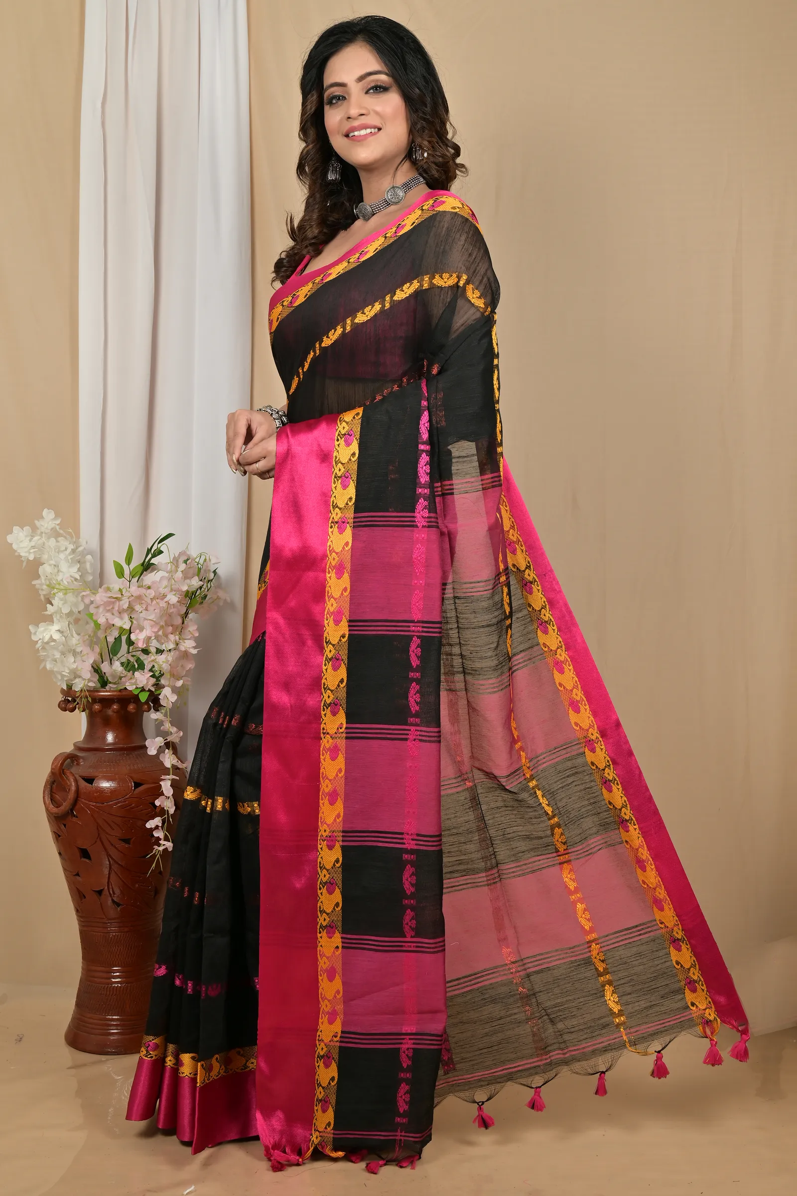 DipDiya Blended Cotton Black Purple Achsit Bengal in Every Thread Handloom Sarees
