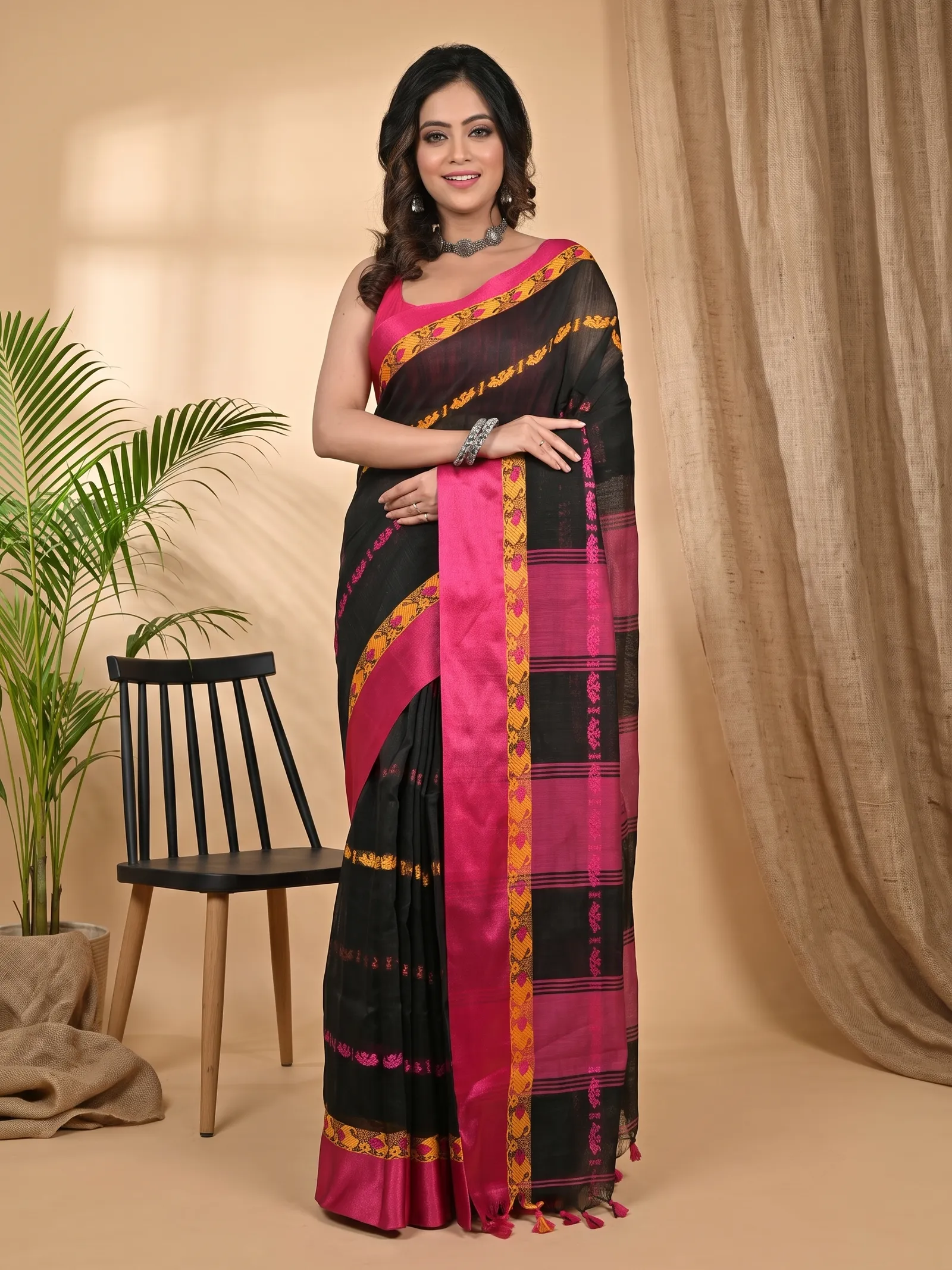 DipDiya Blended Cotton Black Purple Achsit Bengal in Every Thread Handloom Sarees