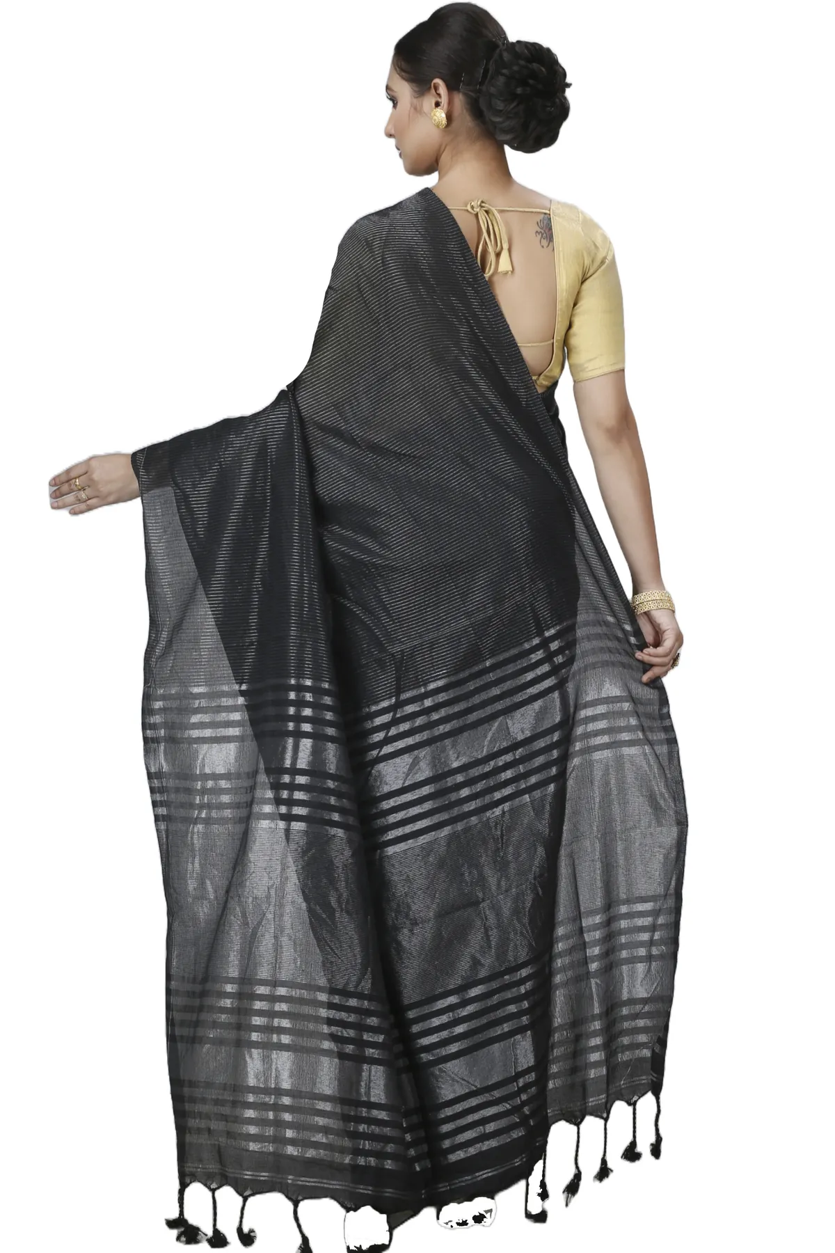 DipDiya Blended Cotton Black Tama Wrapped in Heritage Handloom Sarees