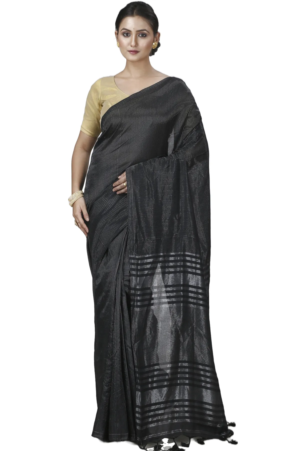 DipDiya Blended Cotton Black Tama Wrapped in Heritage Handloom Sarees