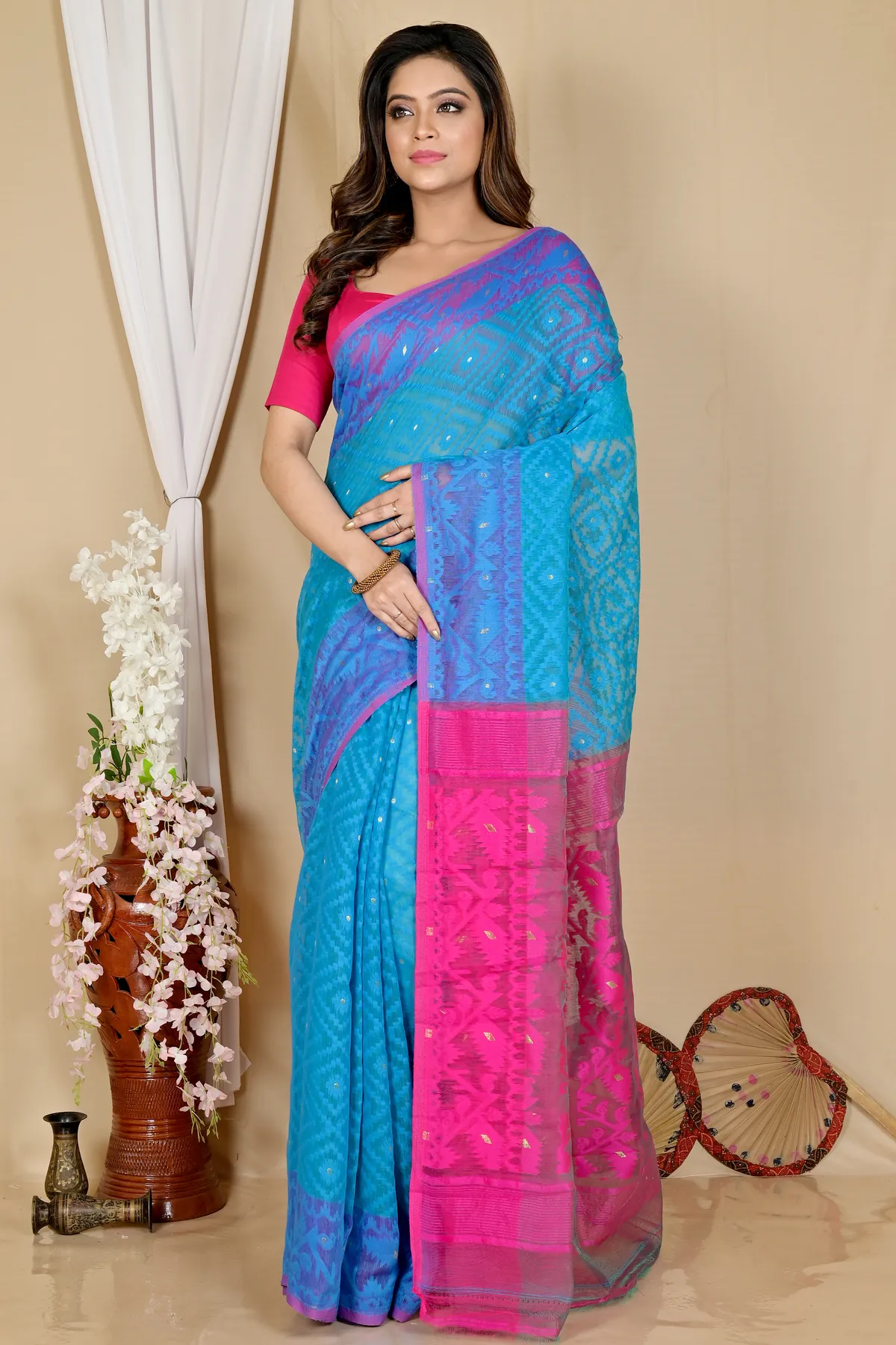 DipDiya Blended Cotton Blue Purple Krokai Artisan Crafted Jamdani Sarees