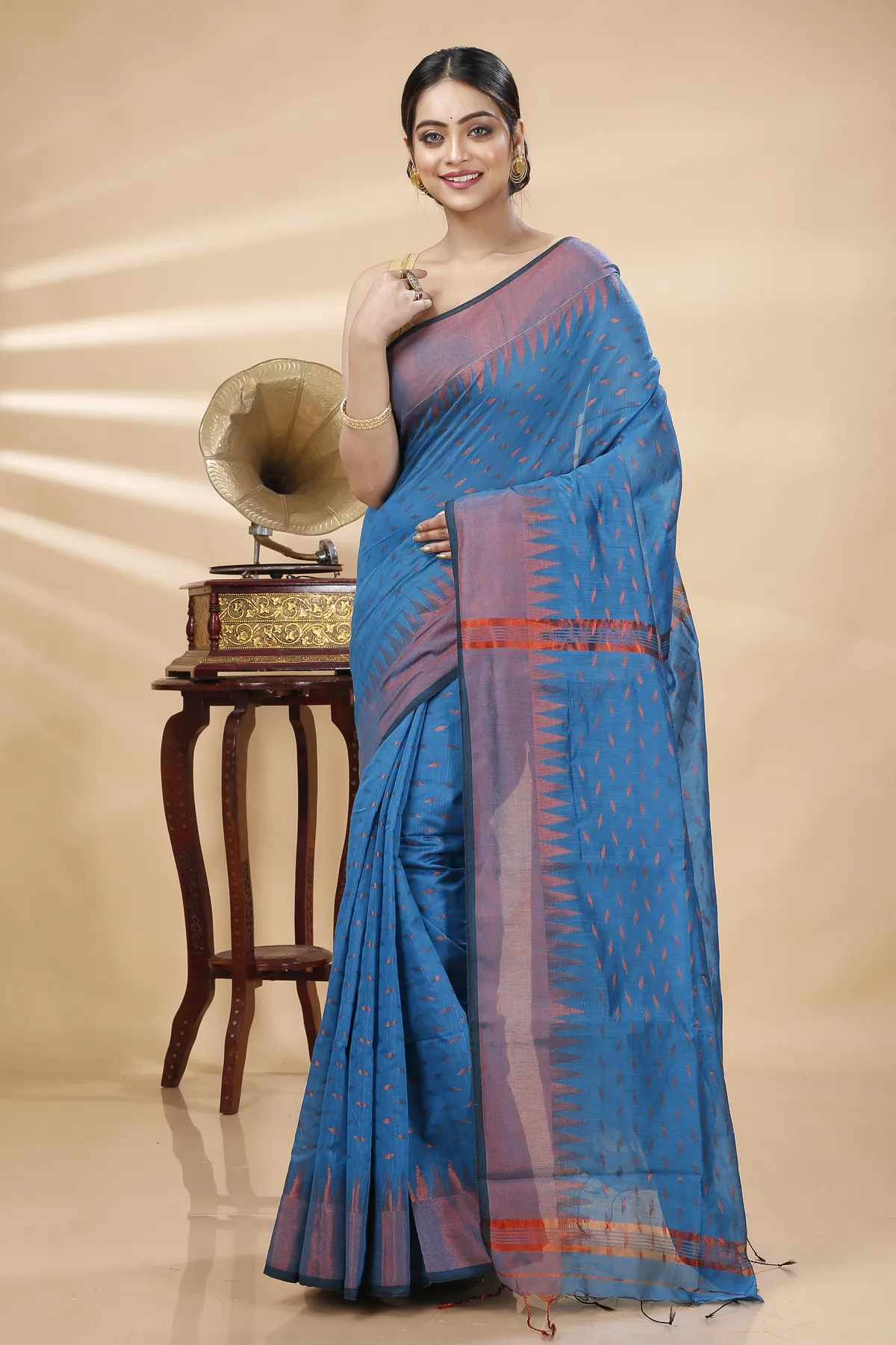 DipDiya Blended Cotton Bottle Green Prisha Heritage Elegance Handloom Sarees