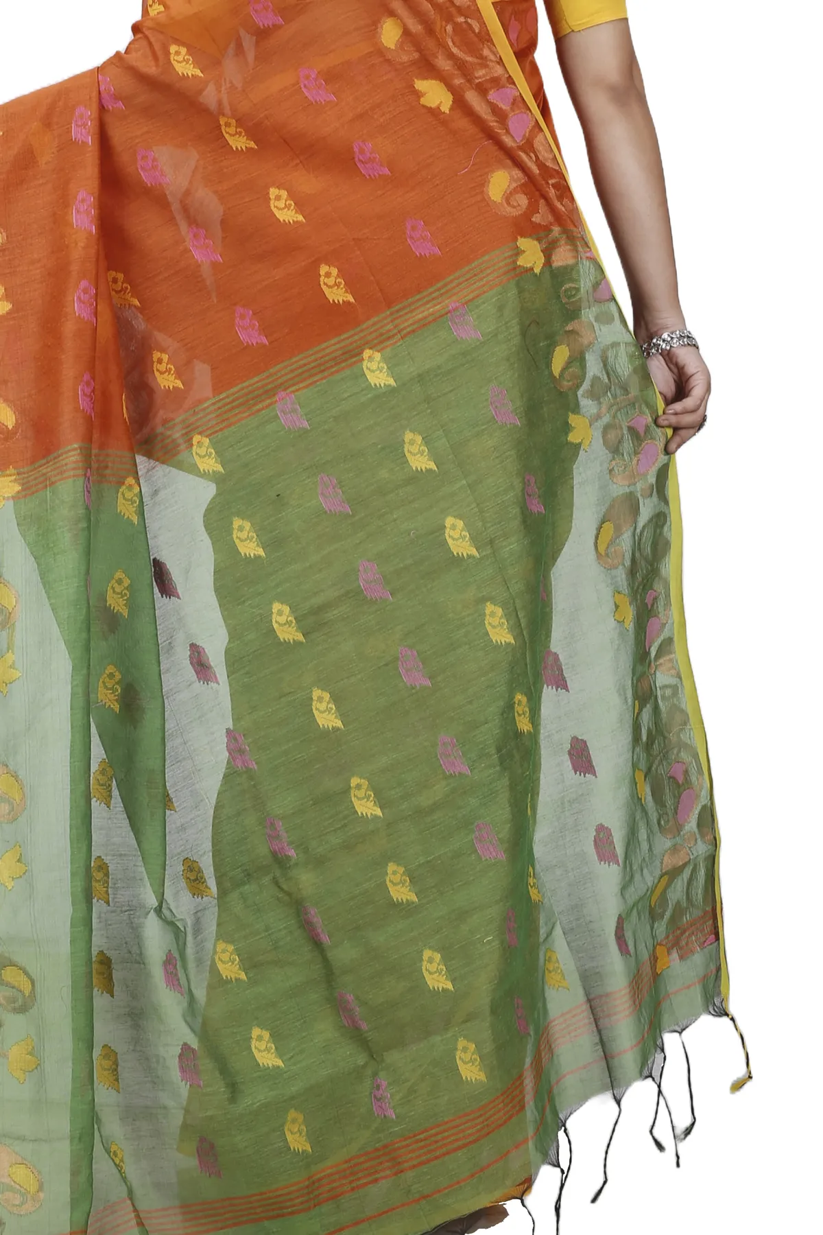 DipDiya Blended Cotton Brown Banu Artisan Woven Handloom Sarees
