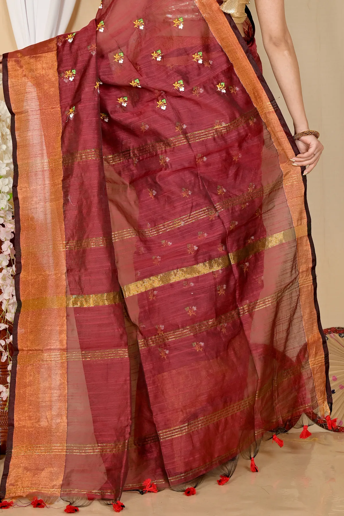 DipDiya Blended Cotton Brown Slabaka Moli A Legacy Woven Handloom Sarees