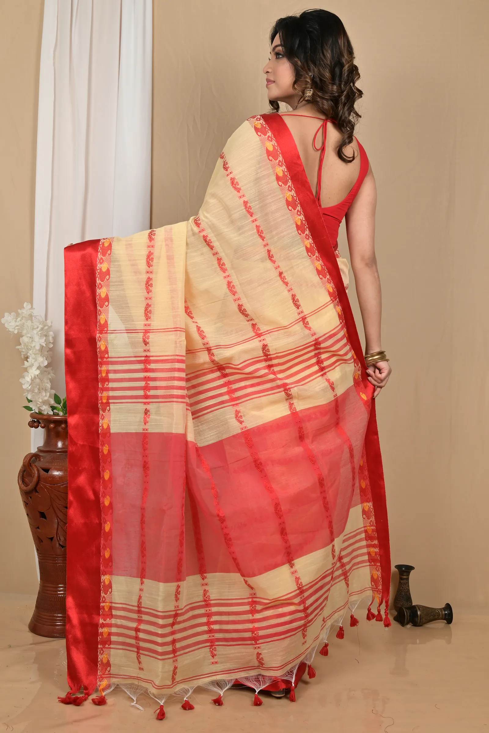 DipDiya Blended Cotton Cream Red Achsit Bengal’s Legacy Handloom Sarees