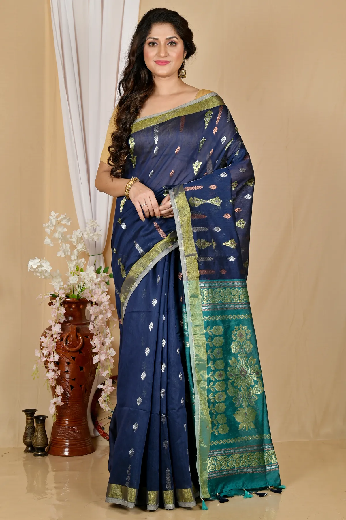 DipDiya Blended Cotton Dark Blue Samo Heritage Elegance Handloom Sarees