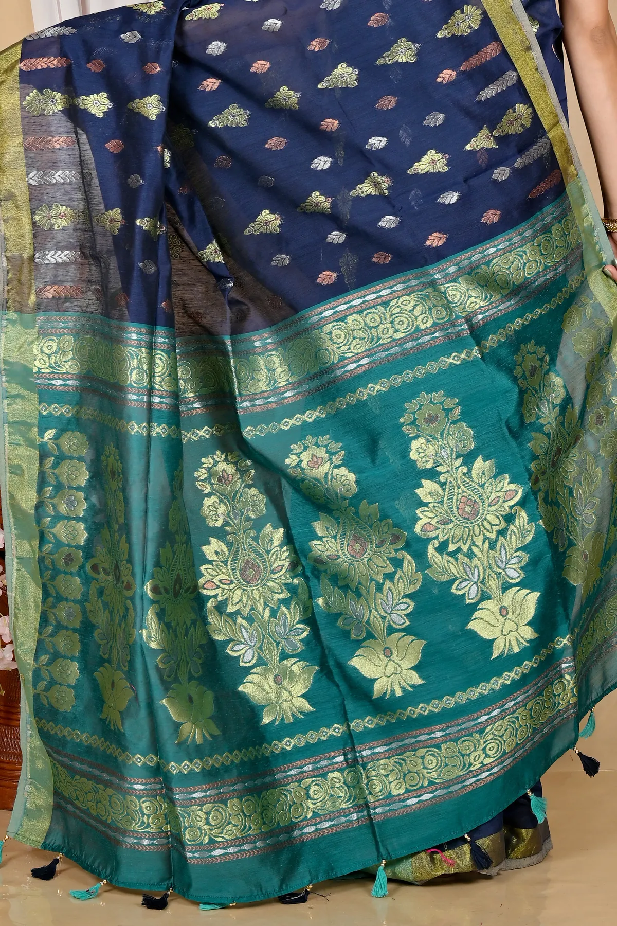 DipDiya Blended Cotton Dark Blue Samo Heritage Elegance Handloom Sarees