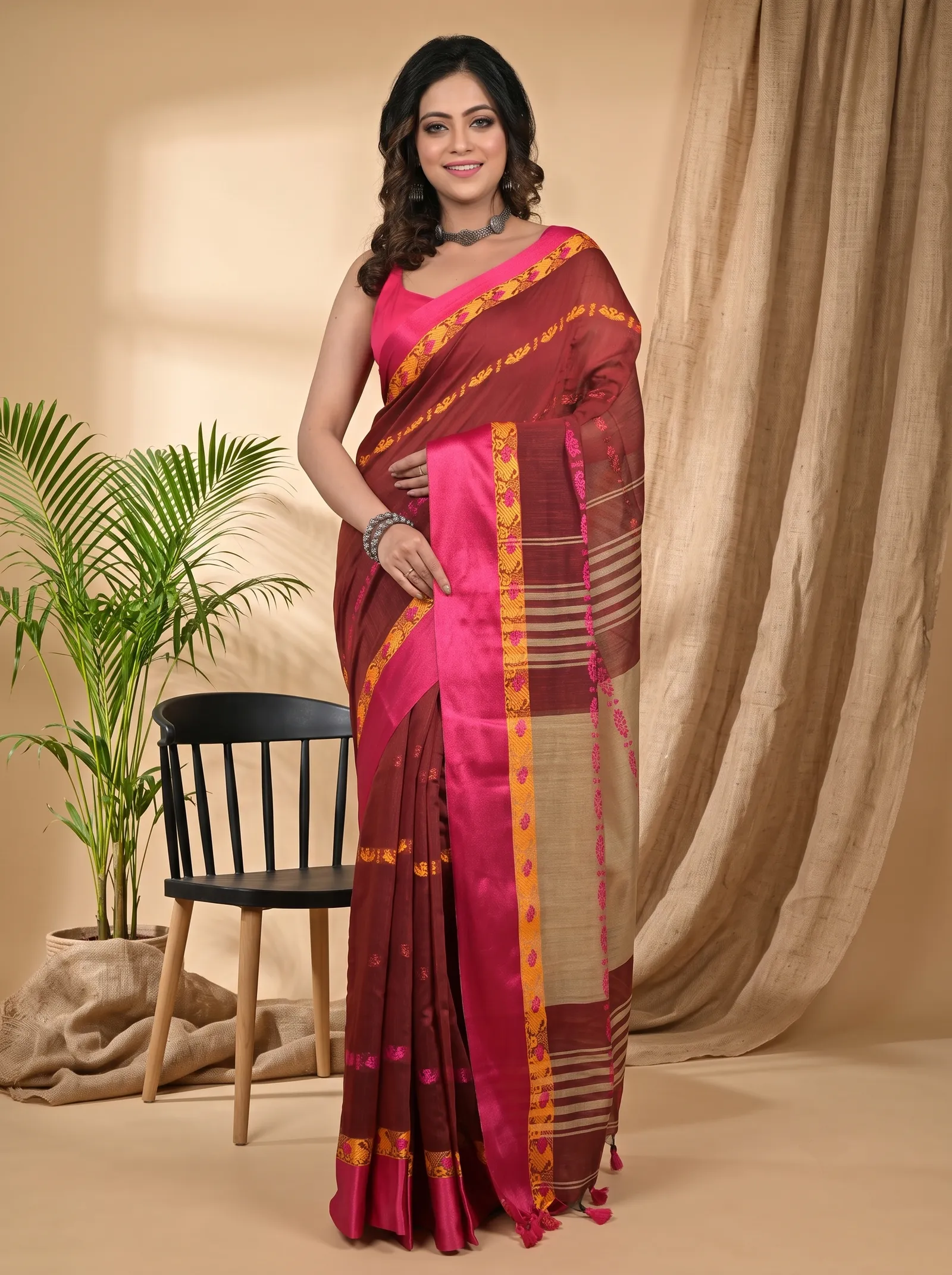 DipDiya Blended Cotton Dark Brown Achsit A Legacy Woven Handloom Sarees