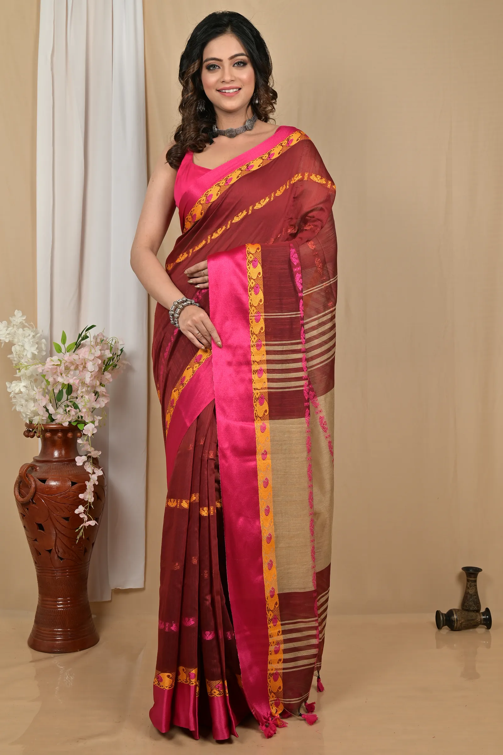 DipDiya Blended Cotton Dark Brown Achsit A Legacy Woven Handloom Sarees